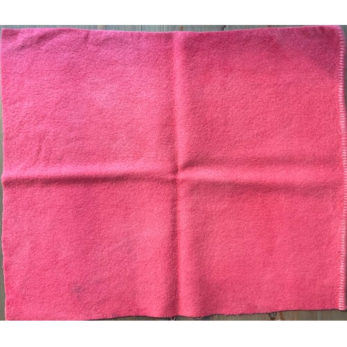 C - vintage pink