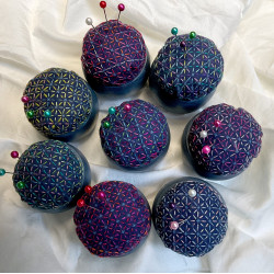 Pincushions sashiko-style